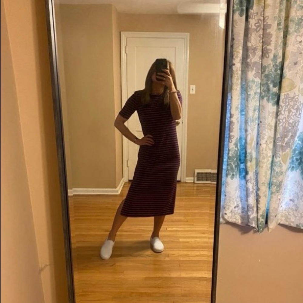 Banana Republic Factory midi t-shirt dress